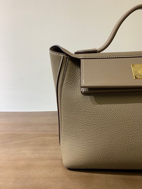 Hermes Kelly 2424 29cm Handbag in Trench Clemence Leather 